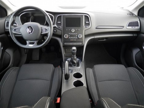 Renault Mégane - 1.5 DCI 110pk Zen | Trekhaak | Navigatie | Climate control - 1