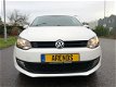 Volkswagen Polo - 1.4-16V Groot scherm LM velgen Mooie auto - 1 - Thumbnail