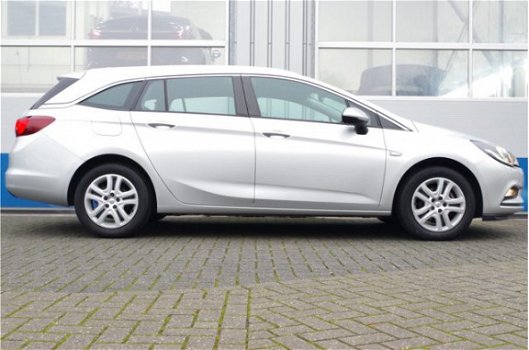 Opel Astra Sports Tourer - 1.4 TURBO 150PK ONLINE EDITION+ | NAVI | CLIMA | LED | PDC | ONSTAR | CAM - 1