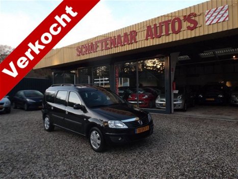 Dacia Logan MCV - 1.6-16V Blackline 7 pers en airco + trekhaak - 1