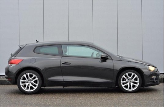 Volkswagen Scirocco - 2.0 TDI Highline - 1