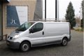 Renault Trafic - 2.0 dCi T29 L2H1*Imperiaal*HAAK*TEL*A/C*3zits*USB - 1 - Thumbnail