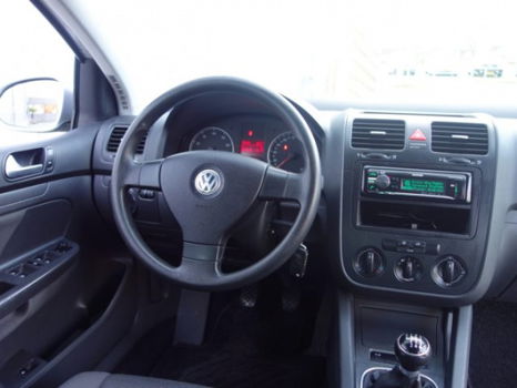 Volkswagen Golf - 1.6 FSI Turijn Airco Eleck-pakket Trekhaak keurig nette - 1