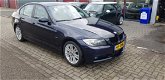 BMW 3-serie - 320i - 1 - Thumbnail