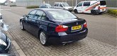 BMW 3-serie - 320i - 1 - Thumbnail