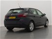 Peugeot 308 - 1.2 110pk Active | Navigatie | Parkeersensoren | 16