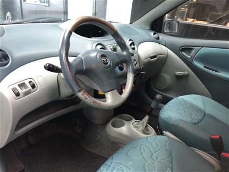 Toyota Yaris - 1.3 16V VVT-i Luna 5-deurs LMV 5-deurs NIEUWE APK - 1