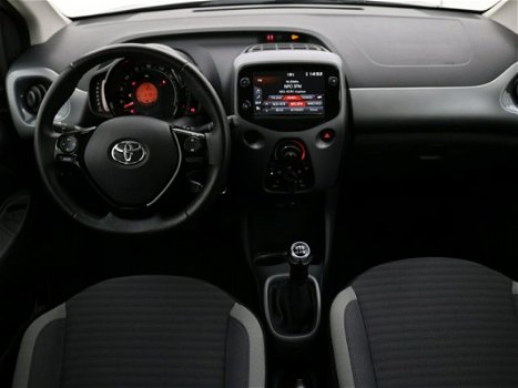 Toyota Aygo - 1.0 5Drs X-Play - 1