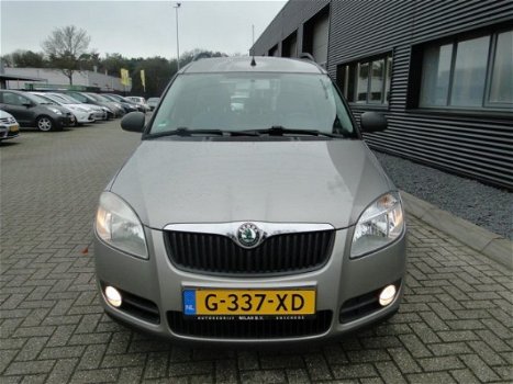 Skoda Roomster - 1.2 Style Airco nette auto met boekjes - 1