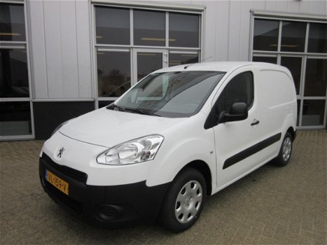 Peugeot Partner - 1.6 HDI L1 (Airco/Bluetooth/Schuifdeur/3-pers.) - 1