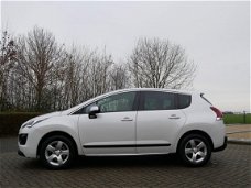 Peugeot 3008 - 2.0 HDi HYbrid4 Executive Aut. LED Navi