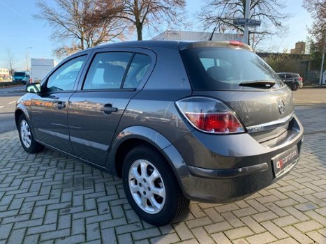 Opel Astra - 1.4 Business - 1