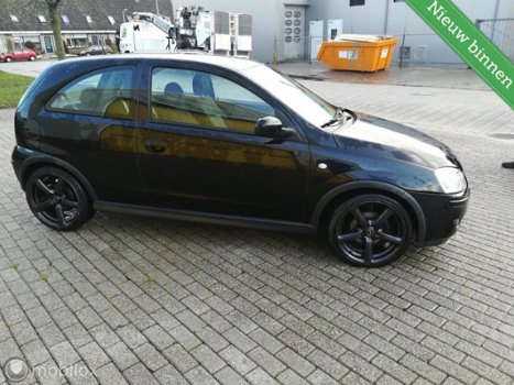 Opel Corsa - 1.8-16V GSi - 1