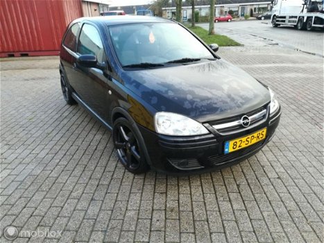 Opel Corsa - 1.8-16V GSi - 1