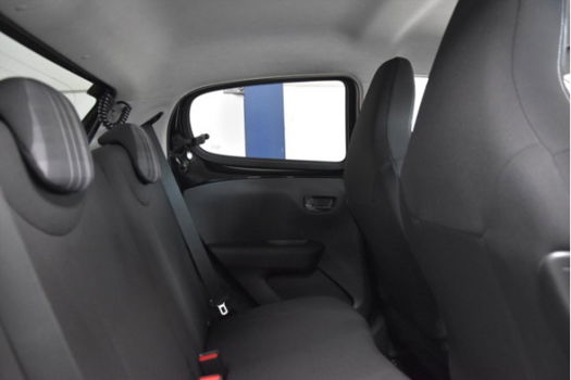 Peugeot 108 - ALLURE 1.0 72PK 5D | RIJKLAAR | GETINT GLAS | AIRCO - 1