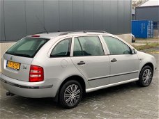 Skoda Fabia Combi - 1.4 Comfort Nieuwe apk/N.A.P