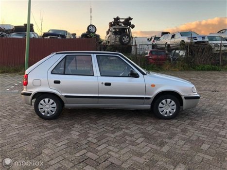 Skoda Felicia - NAP RIJD PERFECT 1.3 LX - 1