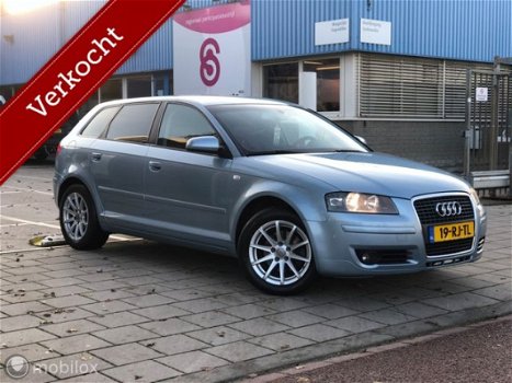 Audi A3 Sportback - 2.0 TDI Attraction AUTOMAAT NAVI LEER FULL - 1