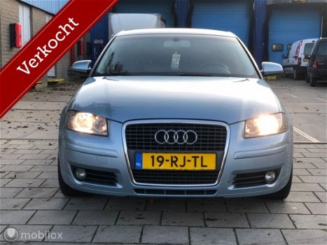 Audi A3 Sportback - 2.0 TDI Attraction AUTOMAAT NAVI LEER FULL - 1