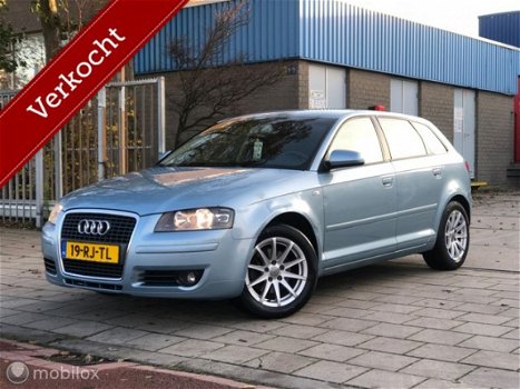 Audi A3 Sportback - 2.0 TDI Attraction AUTOMAAT NAVI LEER FULL - 1