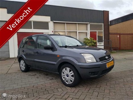 Ford Fusion - 1.4 TDCi Luxury APK 02-2020 AIRCO VELGEN - 1