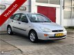 Ford Focus - 1.6-16V Ambiente PARKEERSENSOREN VELGN NAP AIRCO - 1 - Thumbnail