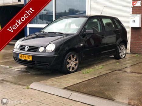 Volkswagen Polo - 1.4-16V Athene MOTOR KAPOT - 1