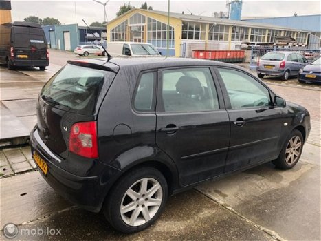 Volkswagen Polo - 1.4-16V Athene MOTOR KAPOT - 1