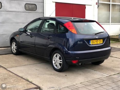 Ford Focus - 1.6-16V Ambiente 1 JAAR APK NAP AIRCO - 1