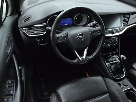 Opel Astra - 1.6 CDTI 136pk Business Executive | Leer | Trekhaak | Navi - 1