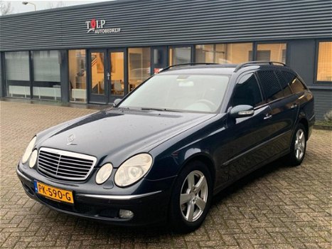 Mercedes-Benz E-klasse Combi - E 220 CDI Avantg - 1