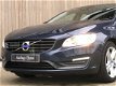 Volvo V60 - 2.4 D6 AWD Plug-In Hybrid Momentum 2014 Blauw - 1 - Thumbnail