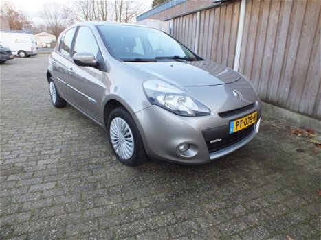 Renault Clio - 1.5 dCi Authentique - 1