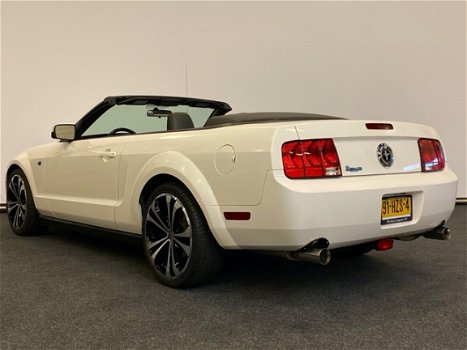 Ford Mustang - USA 4.0 V6 , ZEER MOOI, WEINIG KM - 1