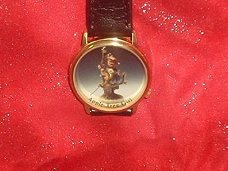 Schitterend 14K Goldplated Hummel Apple Tree Girl Horloge