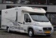 Carthago CHIC-LINE 4.7 XXL GARAGE AIRCO RONDZIT L KEUKEN CAMPER - 1 - Thumbnail