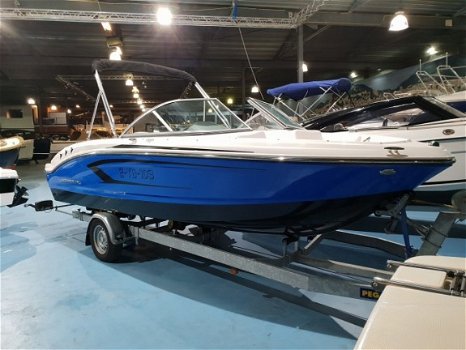 Chaparral 19H20 blue met 4.5 mpi - 2