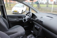 Seat Alhambra - 1.8-20VT AUTOMAAT *YOUNGTIMER* 7-PERS. / AIRCO-ECC / CRUISE CTR. / TREKHAAK / EL. PA