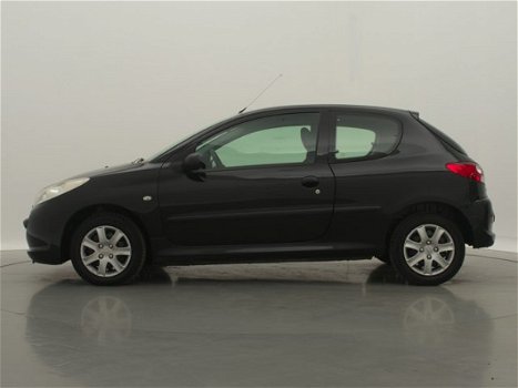 Peugeot 206 - 1.4 HDiF XS / AIRCO / CRUISE CTR. / TREKHAAK - 1