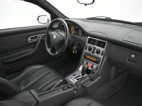 Mercedes-Benz SLK-klasse - 200 K. Final Edition AUT. LEDER / AIRCO-ECC / CRUISE CTR. / LMV - 1