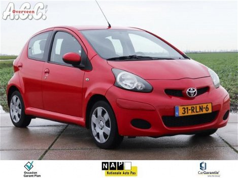 Toyota Aygo - 1.0 Airco 5 Deurs APK Juni 2020 - 1