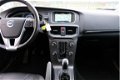 Volvo V40 - 2.0 D2 Momentum Business Navi/Leder/LMV/PDC - 1 - Thumbnail