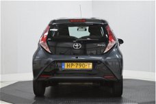 Toyota Aygo - 1.0 VVT-i x-play Airco, Camera, 5-deurs, bluetooth, Limiter