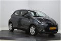 Toyota Aygo - 1.0 VVT-i x-play Airco, Camera, 5-deurs, bluetooth, Limiter - 1 - Thumbnail