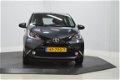 Toyota Aygo - 1.0 VVT-i x-play Airco, Camera, 5-deurs, bluetooth, Limiter - 1 - Thumbnail