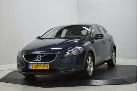 Volvo V40 - 2.0 D4 Summum Business Navi, Clima, Leer, Cruise, Pdc, Blis - 1