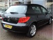 Peugeot 307 - 2.0-16V Griffe 5 DRS / Nwe Distributieriem / AIRCO / CRUISE CONTROL/ LEER - 1 - Thumbnail