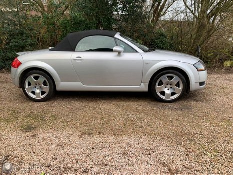 Audi TT Roadster - 1.8 5V Turbo quattro Ned. Auto - 1