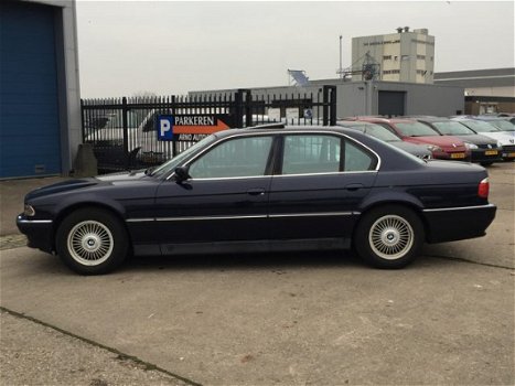 BMW 7-serie - 750i V12 AUTOMAAT, FULL OPTIONS, YOUNGTIMER, AIRCO(CLIMA), VOL-LEDER, CRUISE CONTROL, - 1