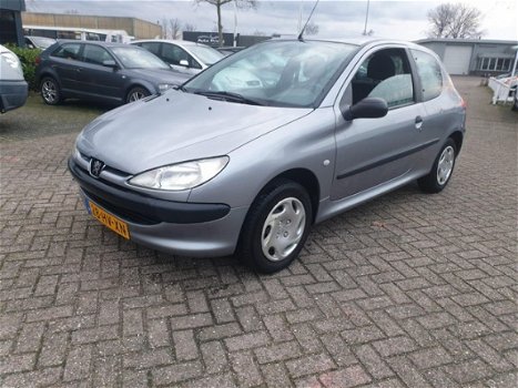 Peugeot 206 - 1.4 XR - 1